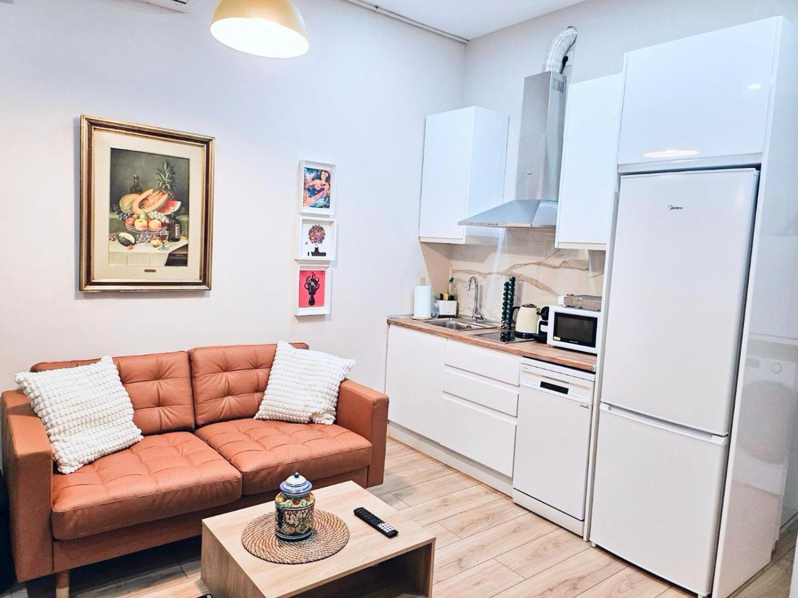 Apartment Acogedor En Atocha By Bebalmy Madrid