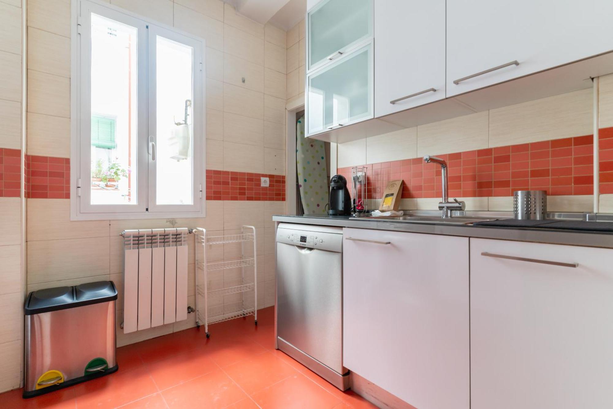 Lejlighed Bright Apartment-2bedrooms 1bathroom-delicias Madrid