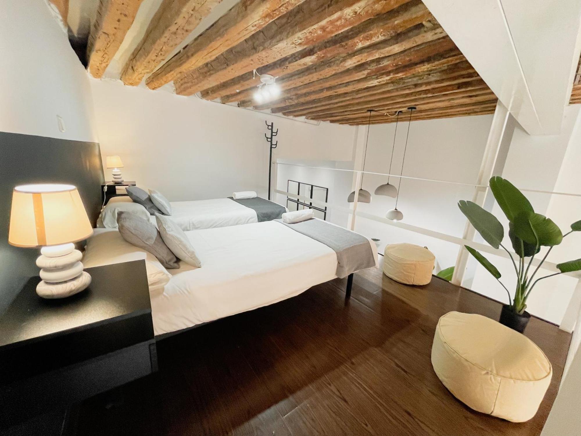 Apartamento Carretas Duplex Exterior Izquierda Madri