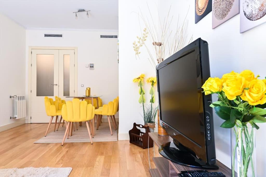 For Temporal Con Estilo Y Comodidad En Eros 14 Apartment Madrid