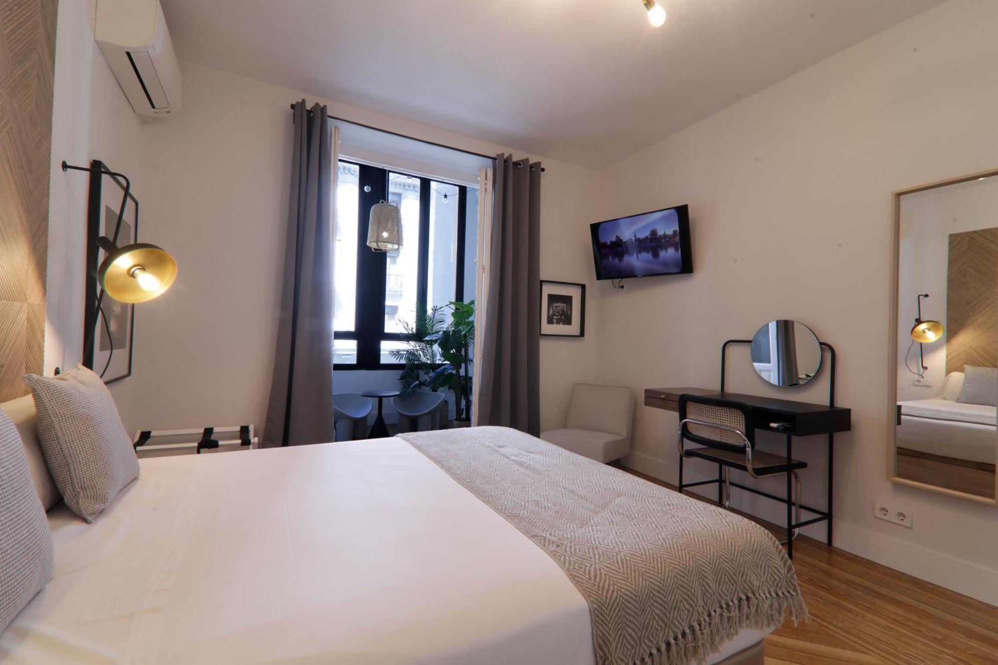Gran Via Guest house 2*