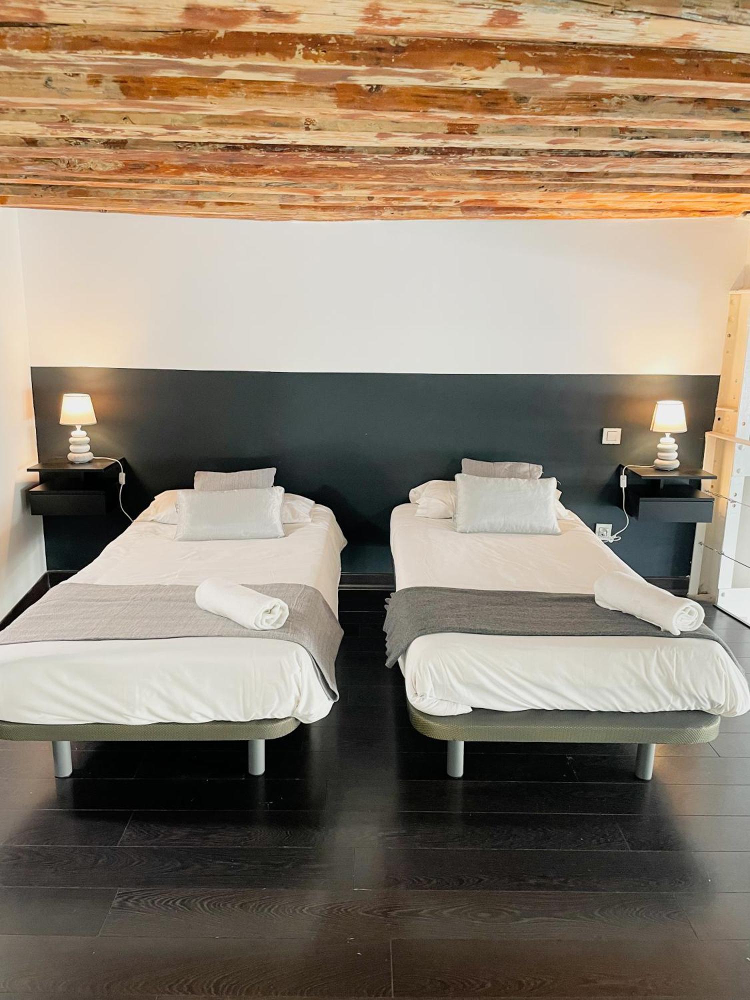 Carretas Duplex Exterior Derecha Madrid
