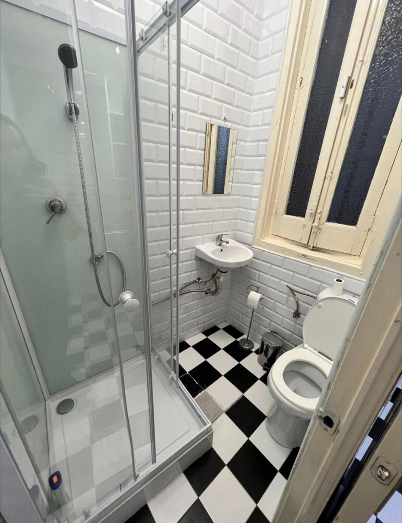 Lovely Flat In Center Of