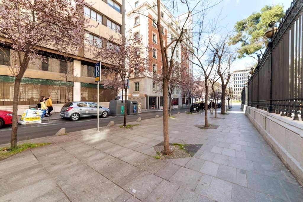 Seduccion Junto A Serrano Apartment *