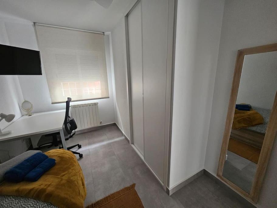 Elegant With Yard For 4 Pax In Tetuan - 1