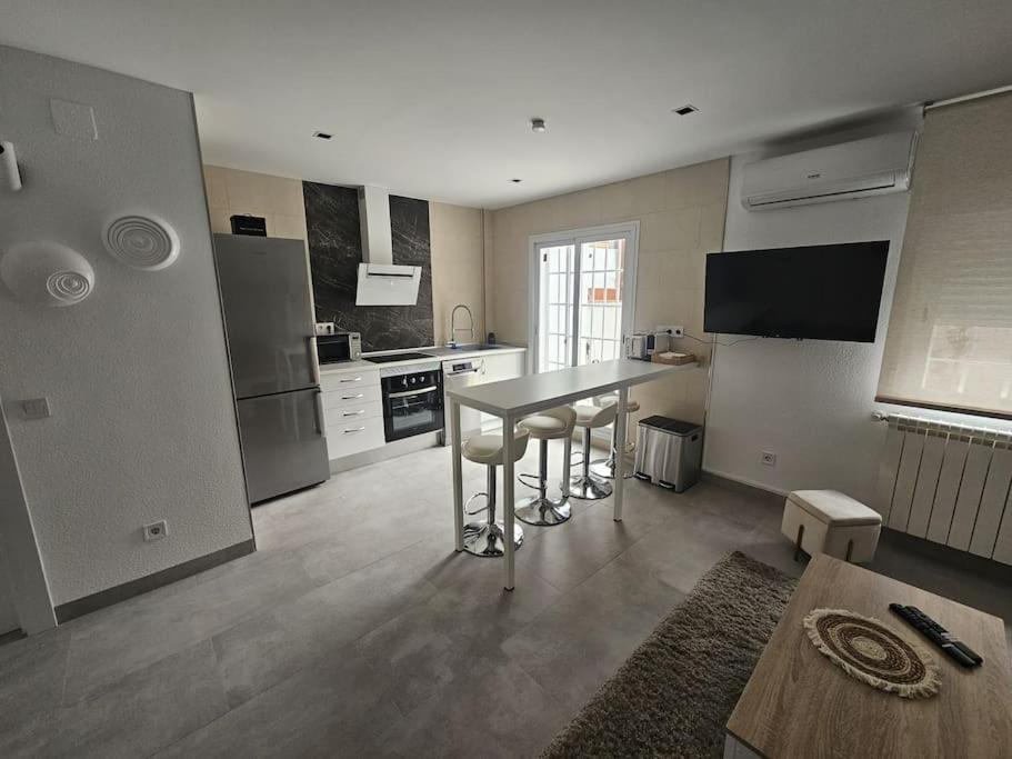 Apartment Elegant With Yard For 4 Pax In Tetuan - 1