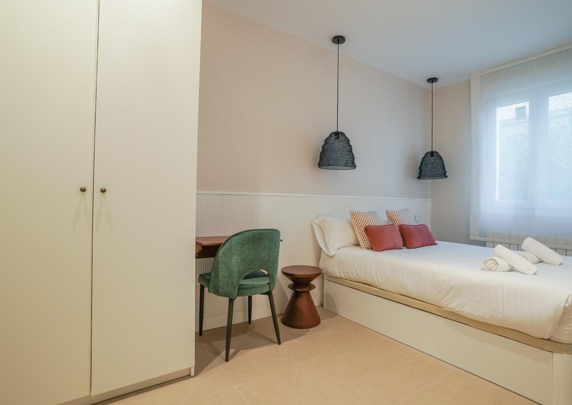 Apartment Modern Apartment-2bedrooms 1bath-cuatro Caminos Madrid