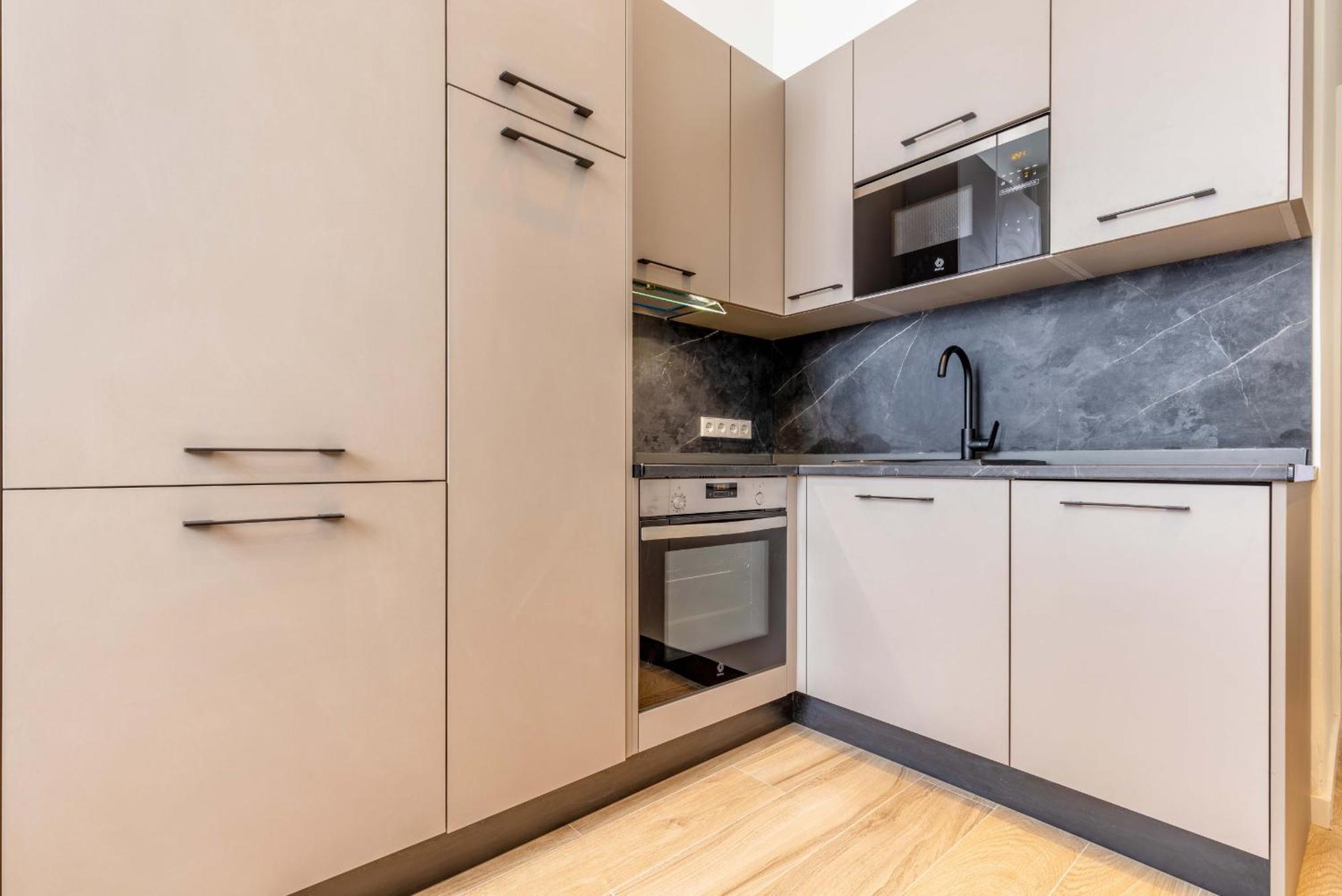 Castilla En Apartment Madrid