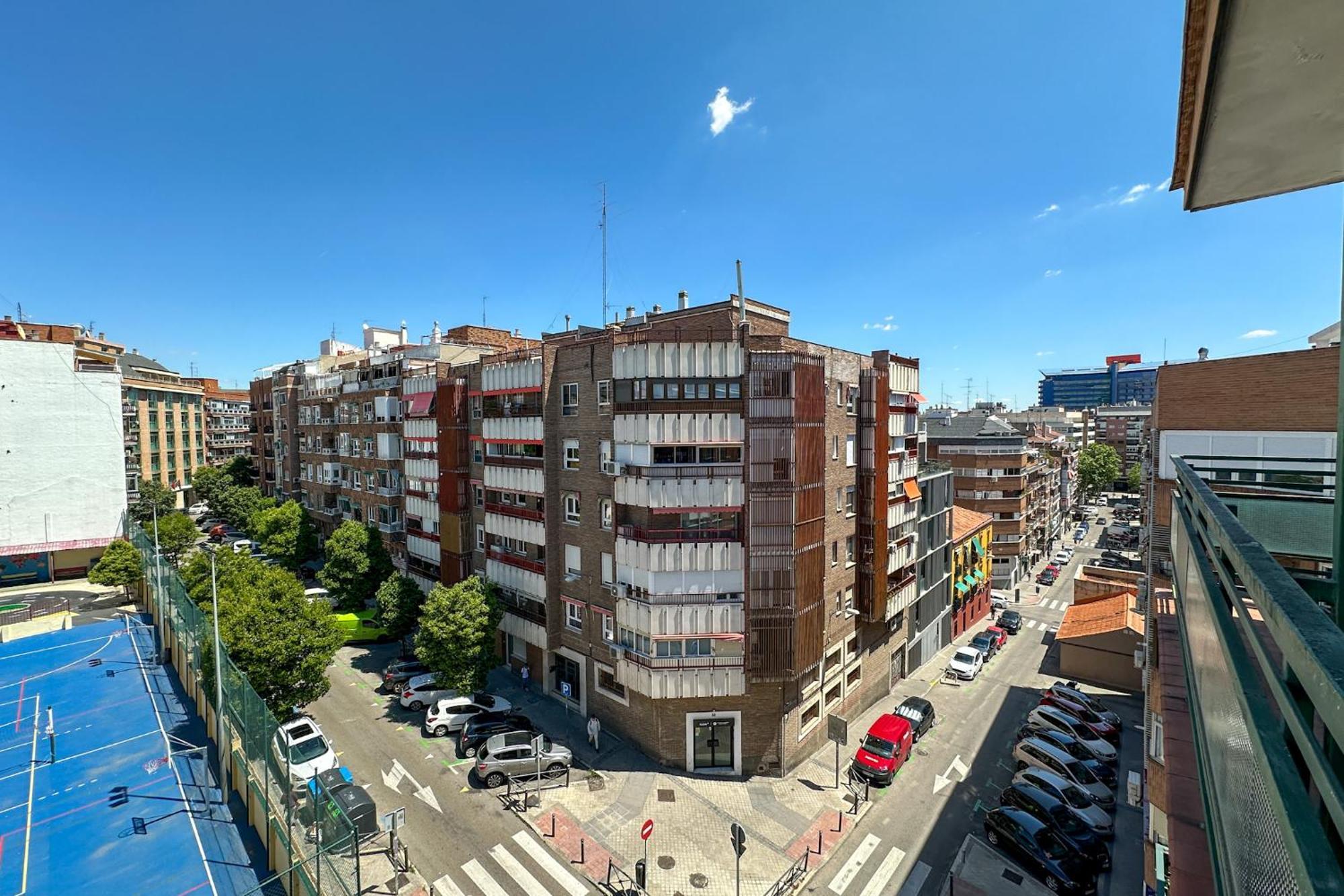 Luminoso Turistico En Chamartin Apartment *