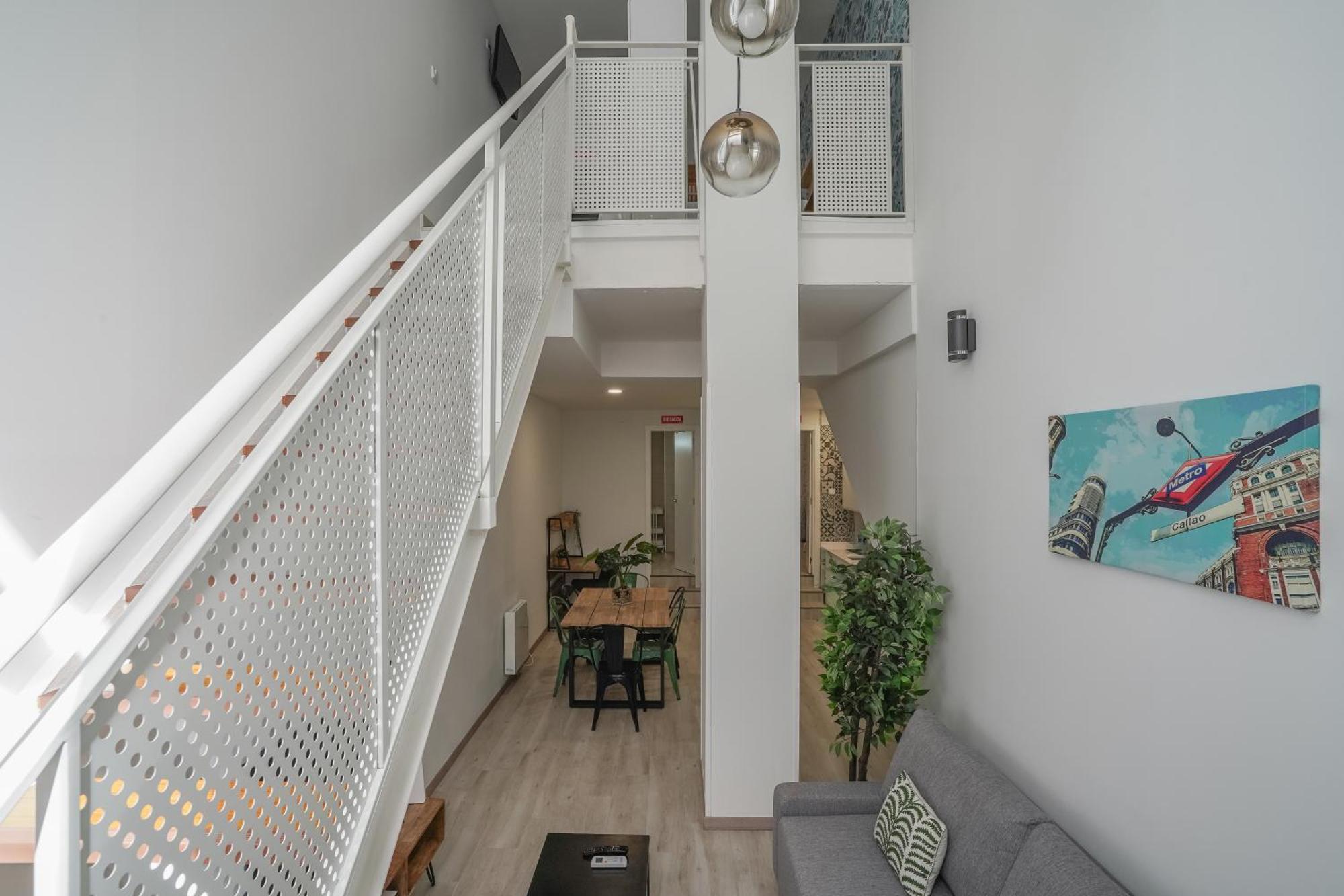 Modern Duplex-2bedrooms 1.5baths-delicias Apartment *