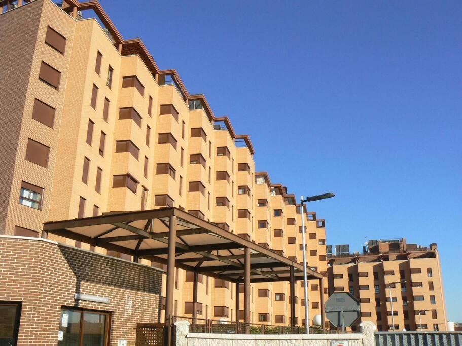Apartment Valleca Tren Sierra Guadalupe 2 Madrid
