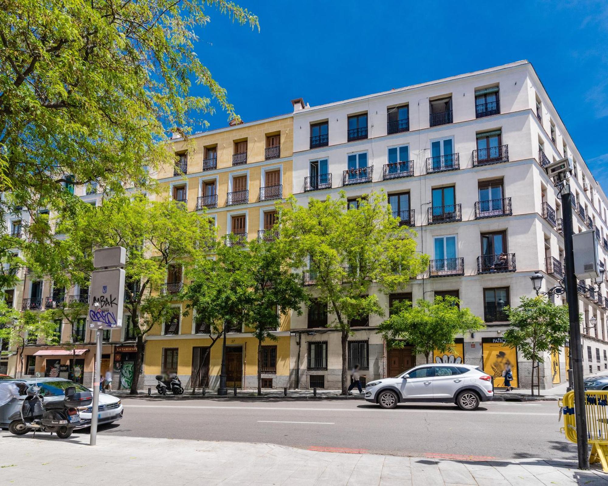 Modern Duplex-2bedrooms 3baths-palacio Lejlighed