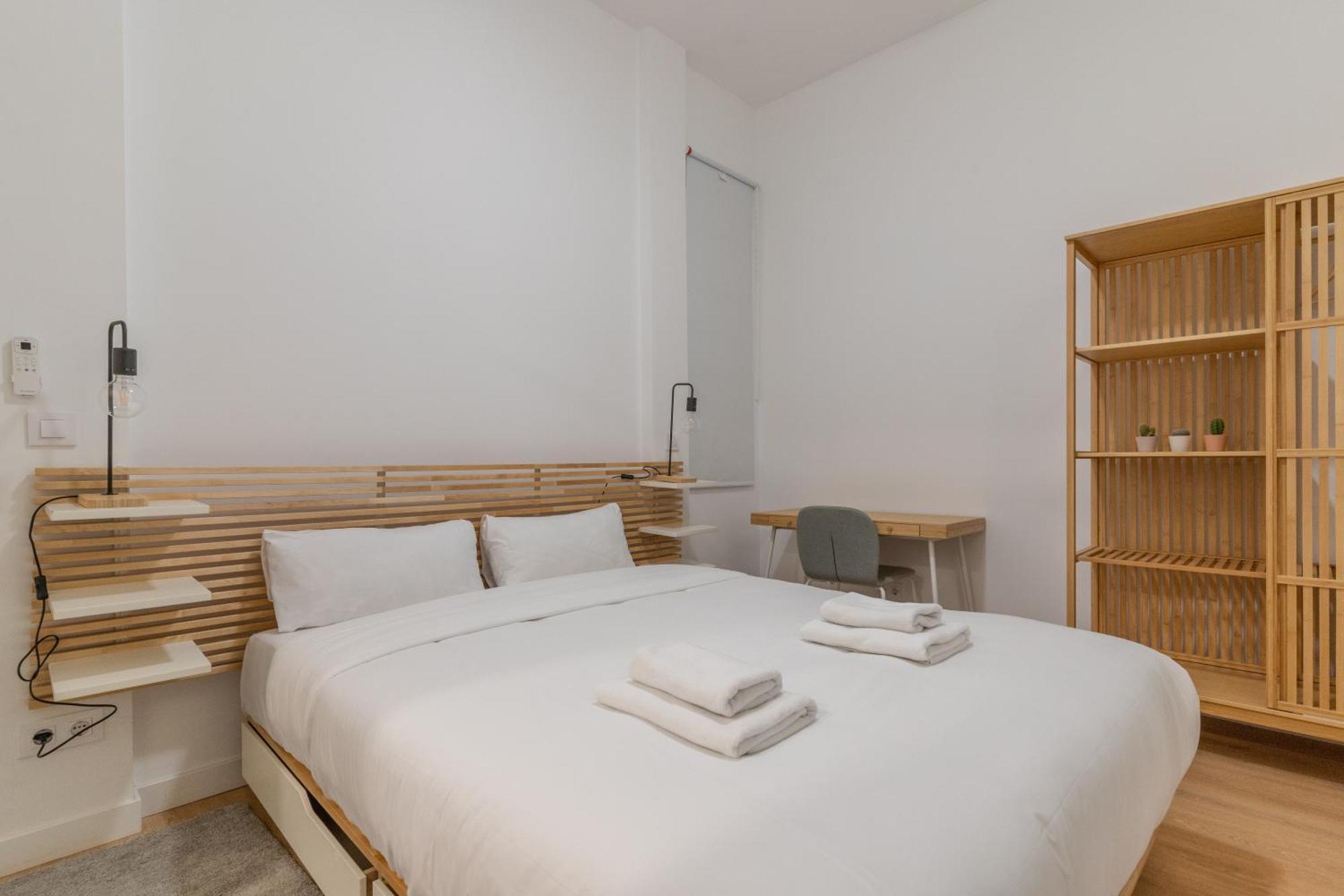 Lejlighed Modern Duplex-2bedrooms 3baths-palacio Madrid