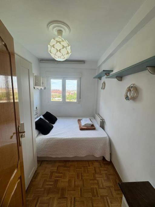 Piso Cerca Al Centro De San Luciano Apartment *