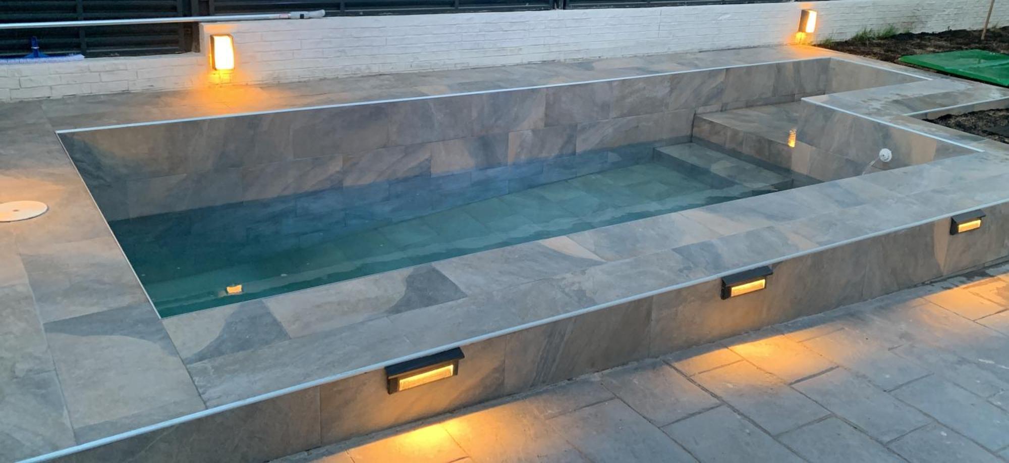 Acogedora Casa En Con Piscina Privada, Jacuzzy Y Garaje