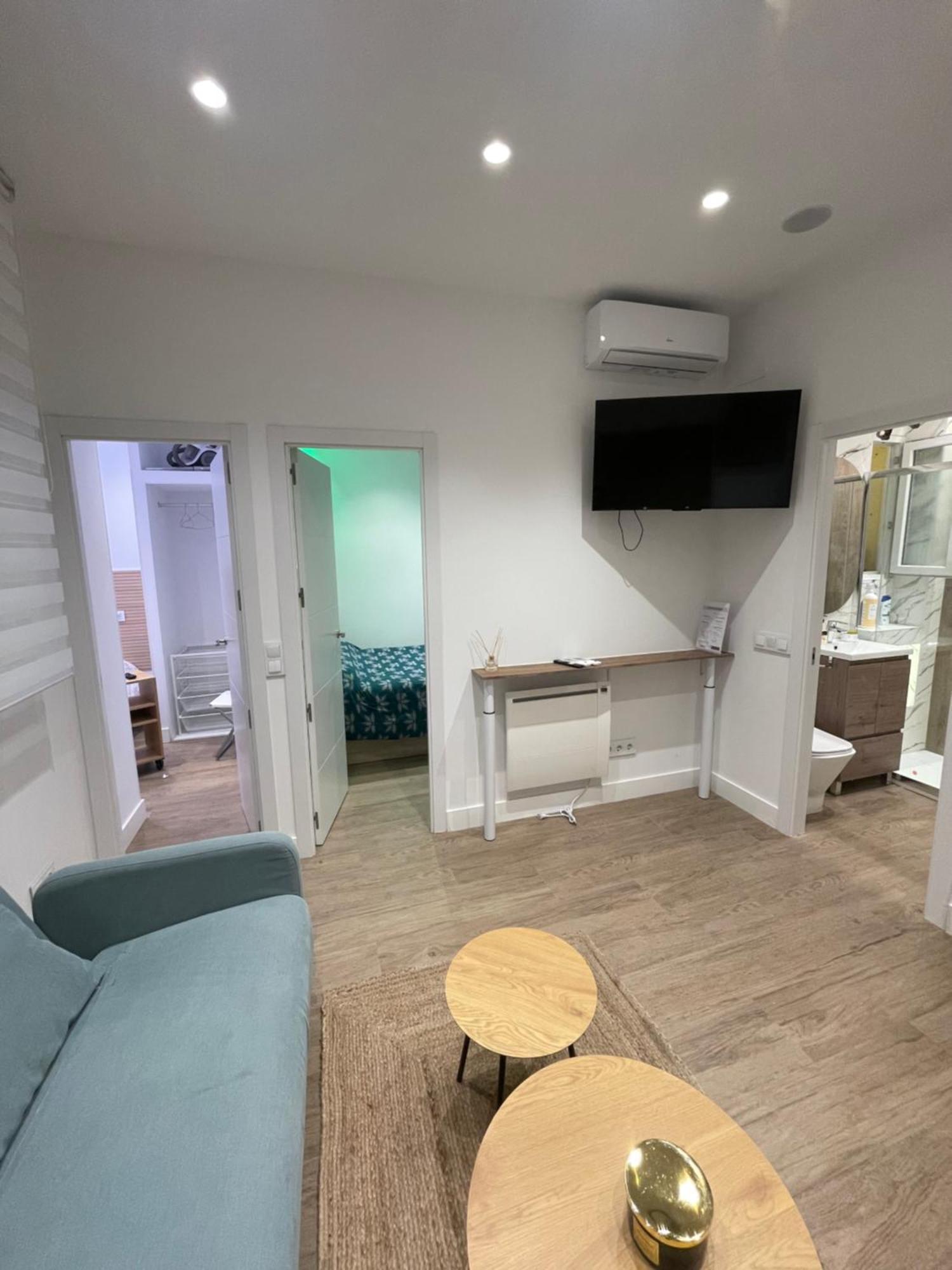 Cozy In Plaza Espana /gran Via Apartment Madrid