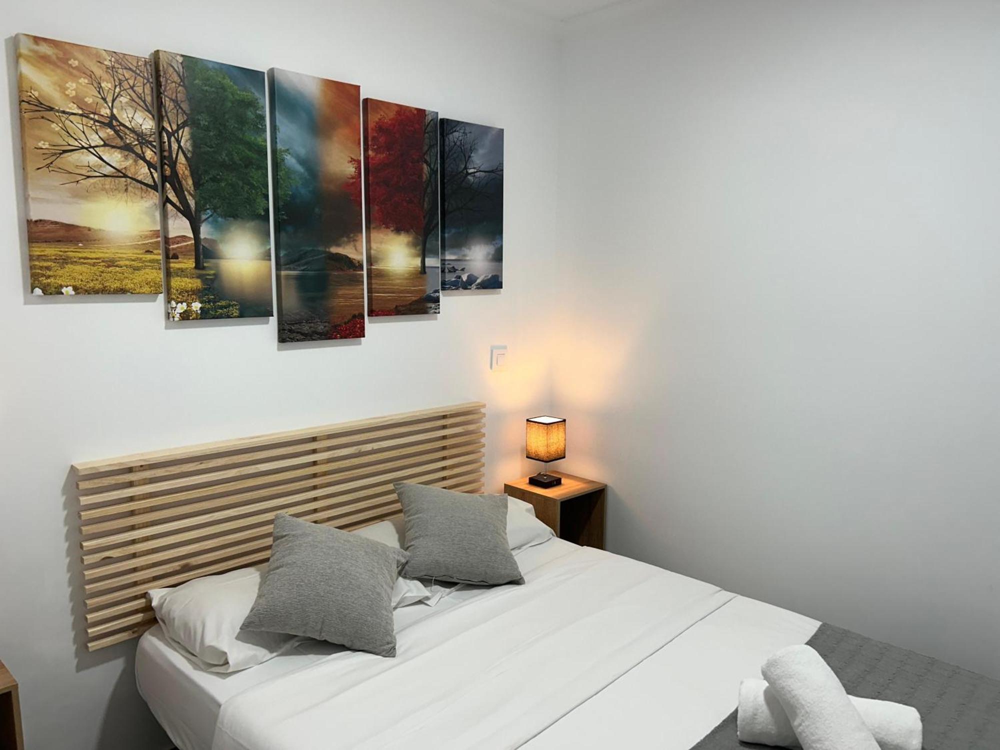 Apartment A Unos Pasos A Paseo Del Prado *