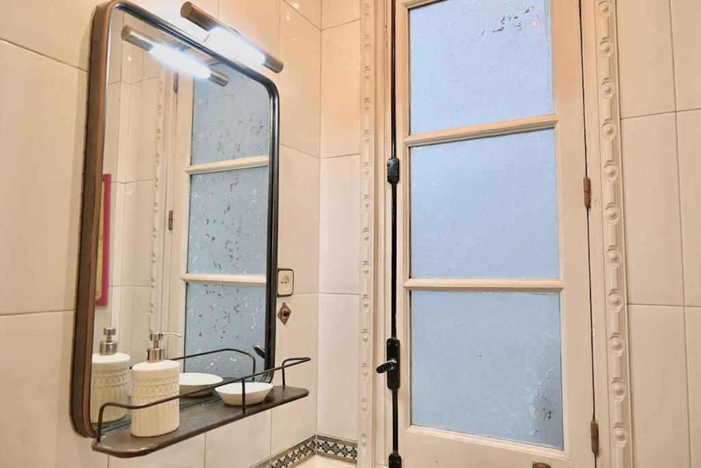 For Centrica Y Amplia Vivienda Temporal Mdc23 Apartment Madrid