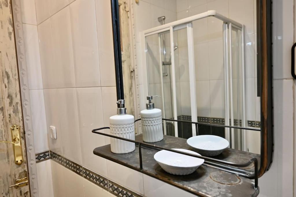 For Centrica Y Amplia Vivienda Temporal Mdc23 Apartment Madrid