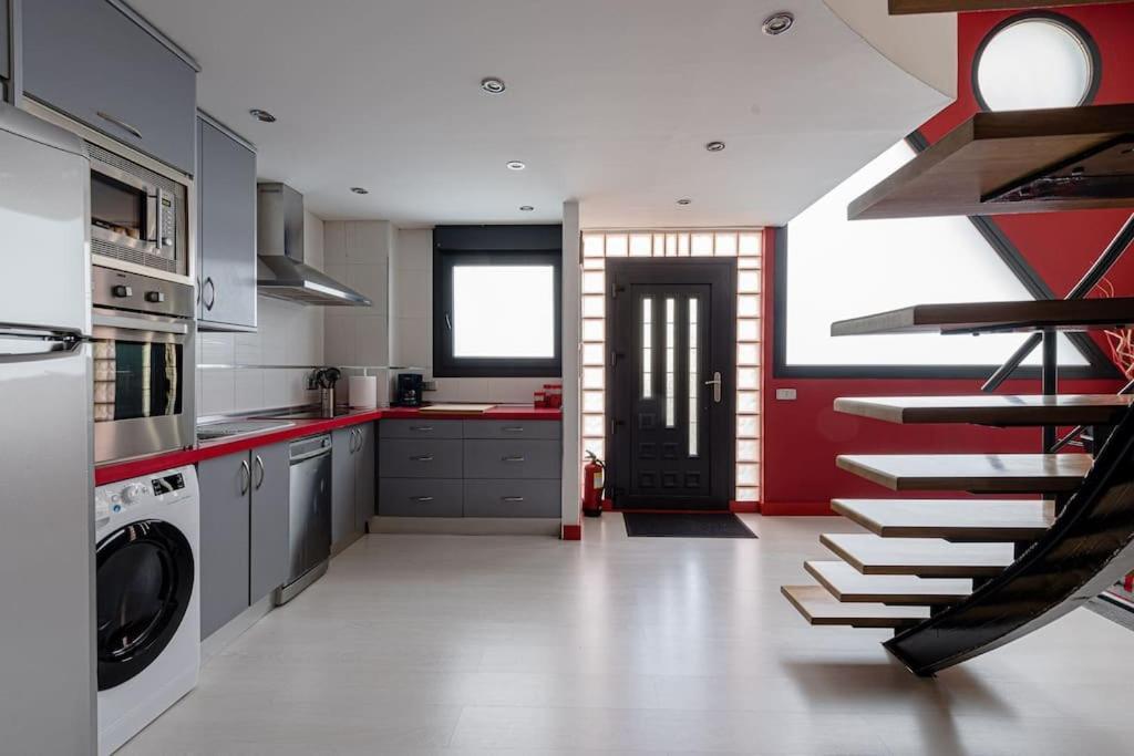 Atractive Duplex Next To Retiro Park - L4 Madrid
