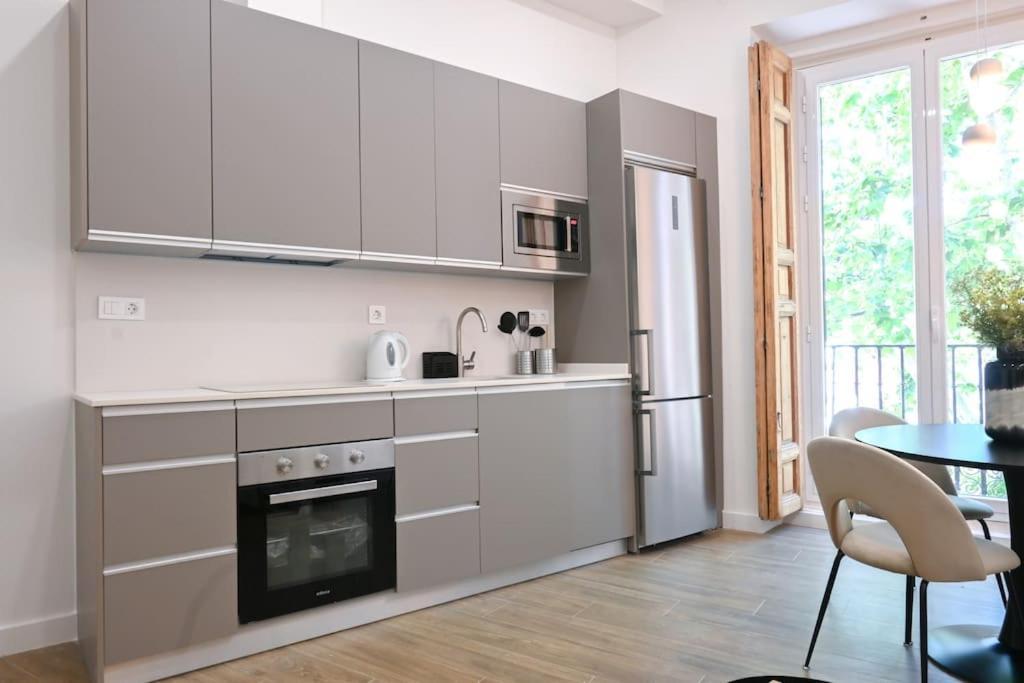 Apartment For Centrico Y Luminoso Estudio Temporal Duplex En Etd3 Madrid