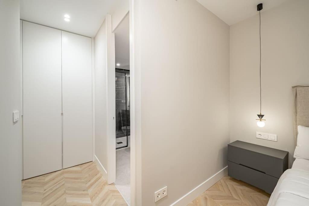 Premium Salamanca Vi Renovated 2br 2bh Apartment *