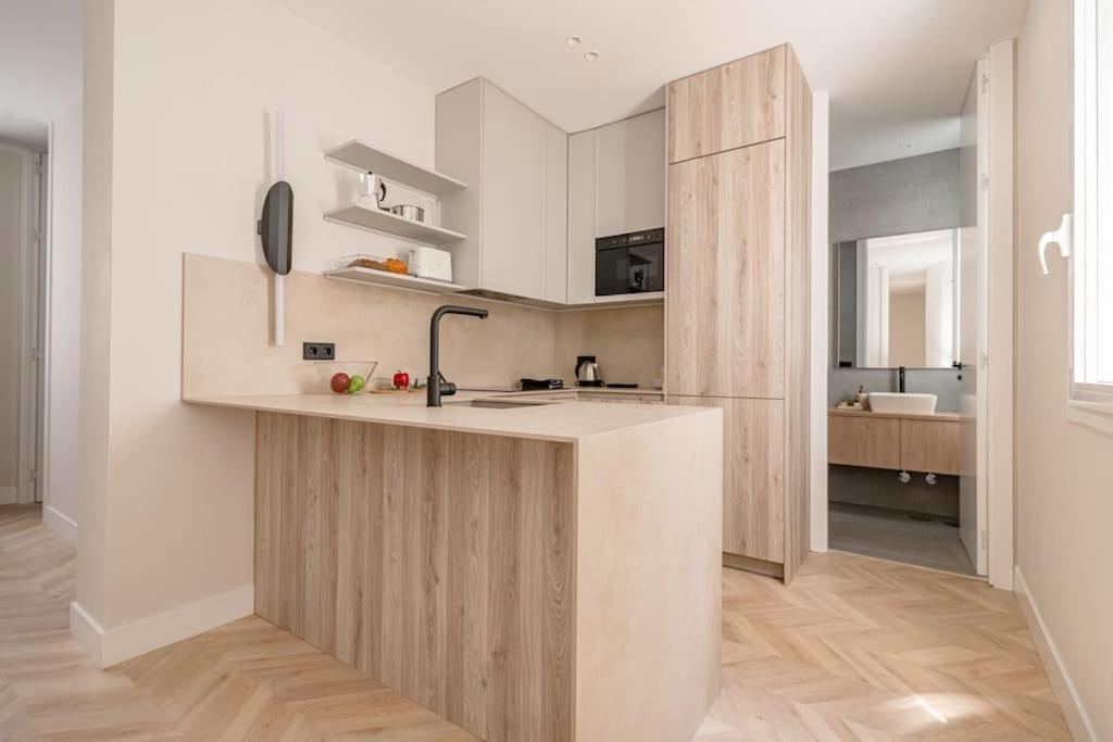 Apartment Salamanca Xi Calle Diego De Leon Madrid