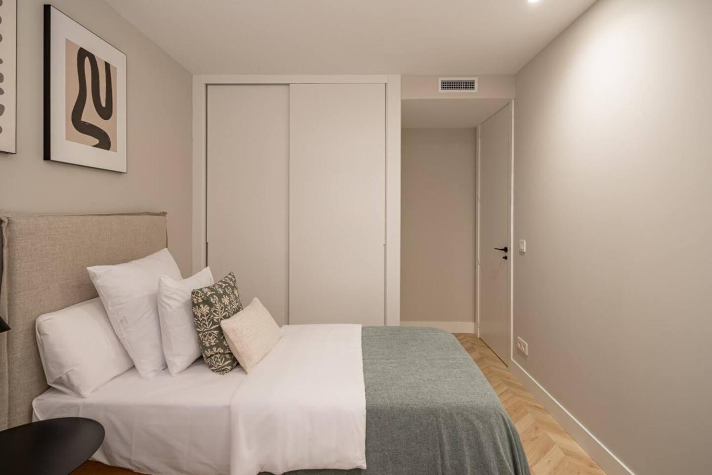 Apartment Premium Salamanca Vi Renovated 2br 2bh