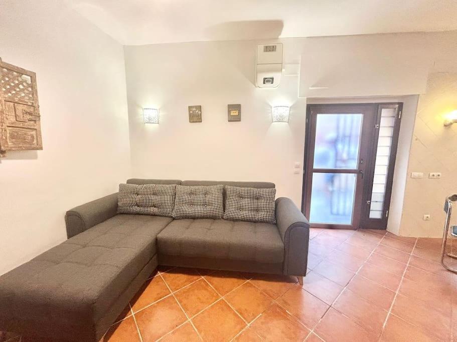 Centro Lavapies Meson D Paredes Apartment