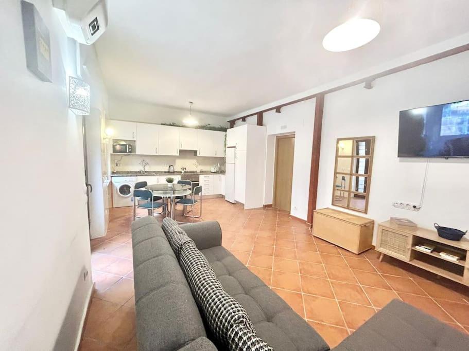 Centro Lavapies Meson D Paredes Apartment