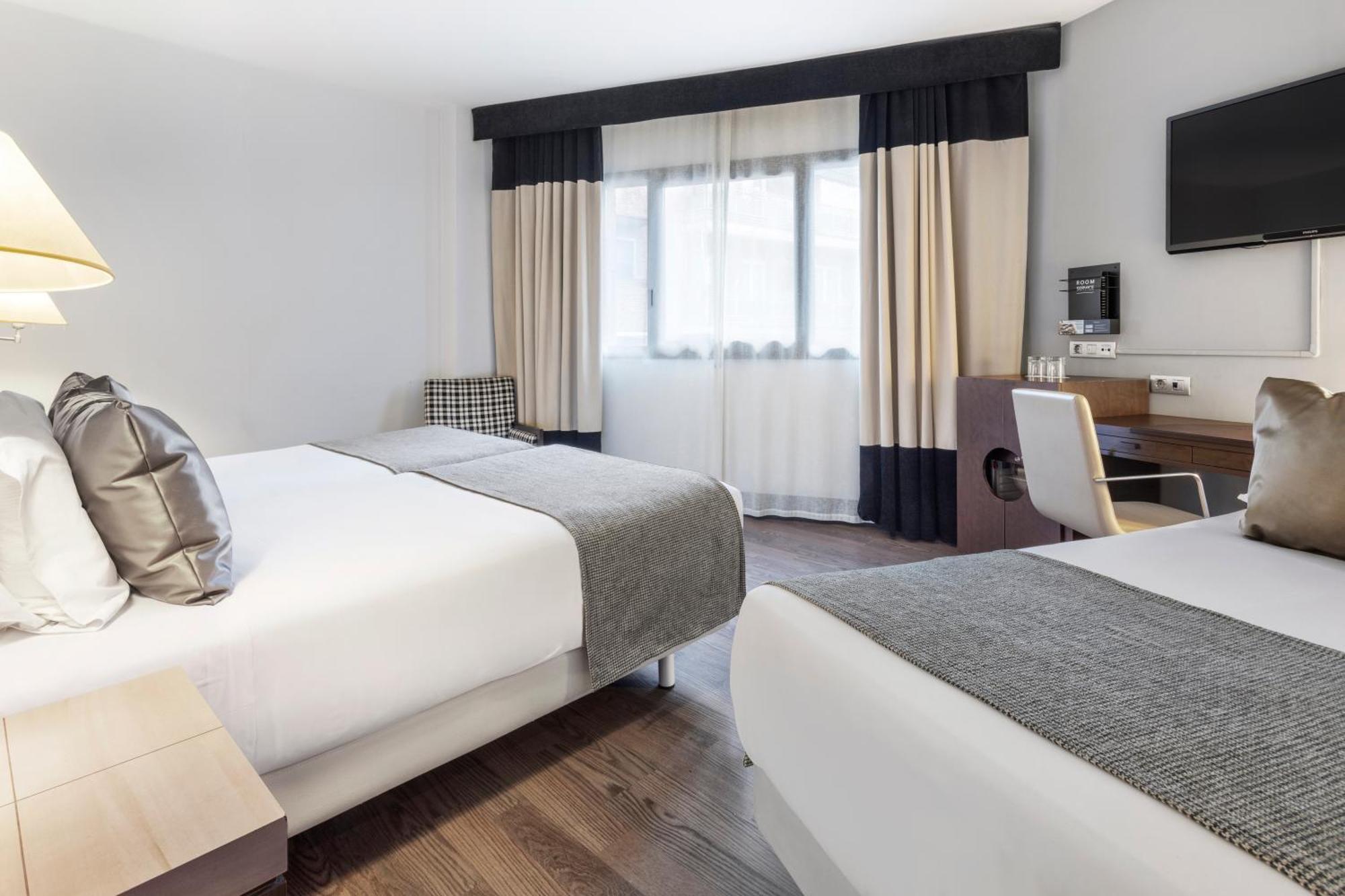 Hotel Catalonia El Retiro Madri