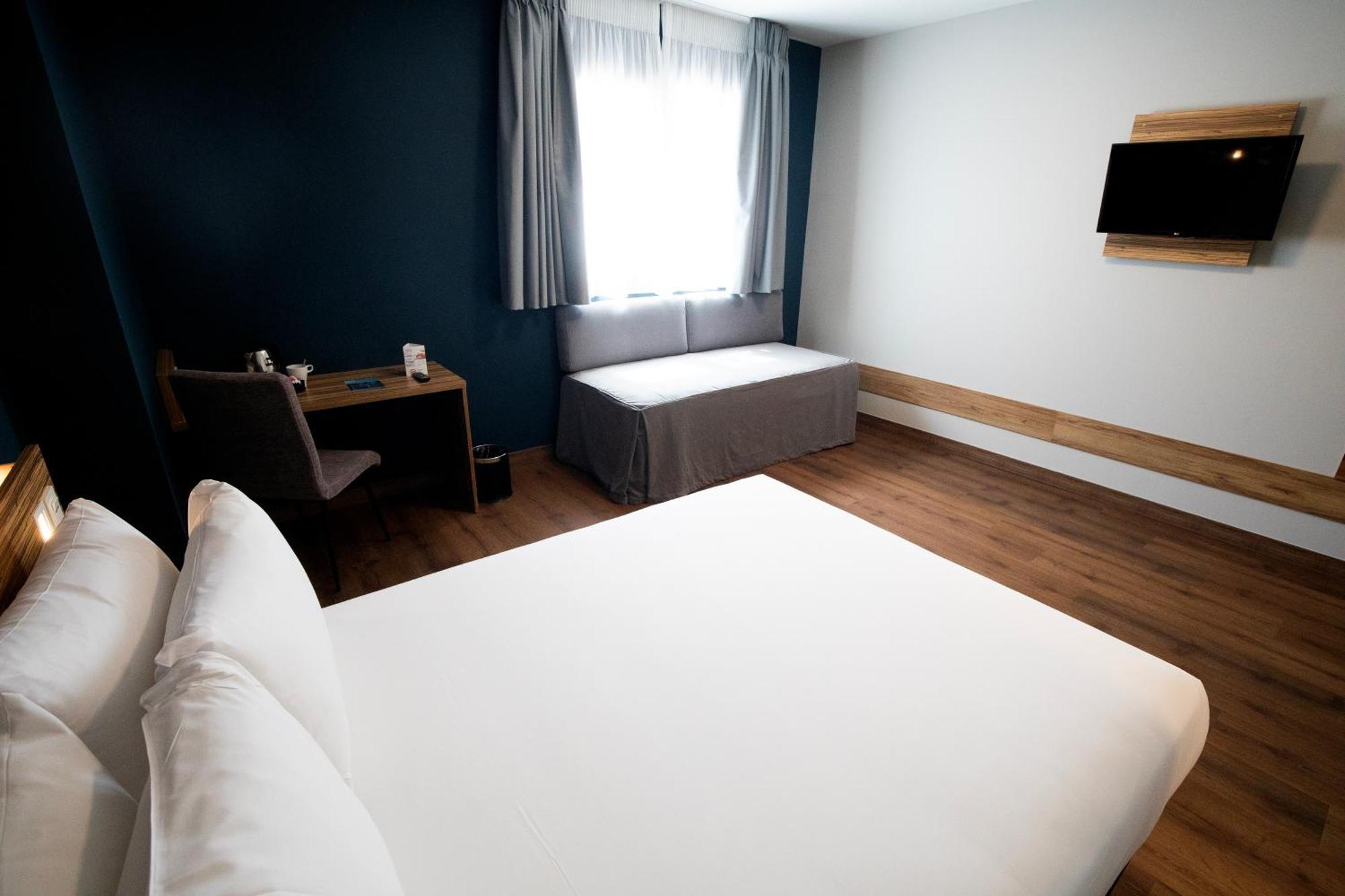 Travelodge Metropolitano Hotel *