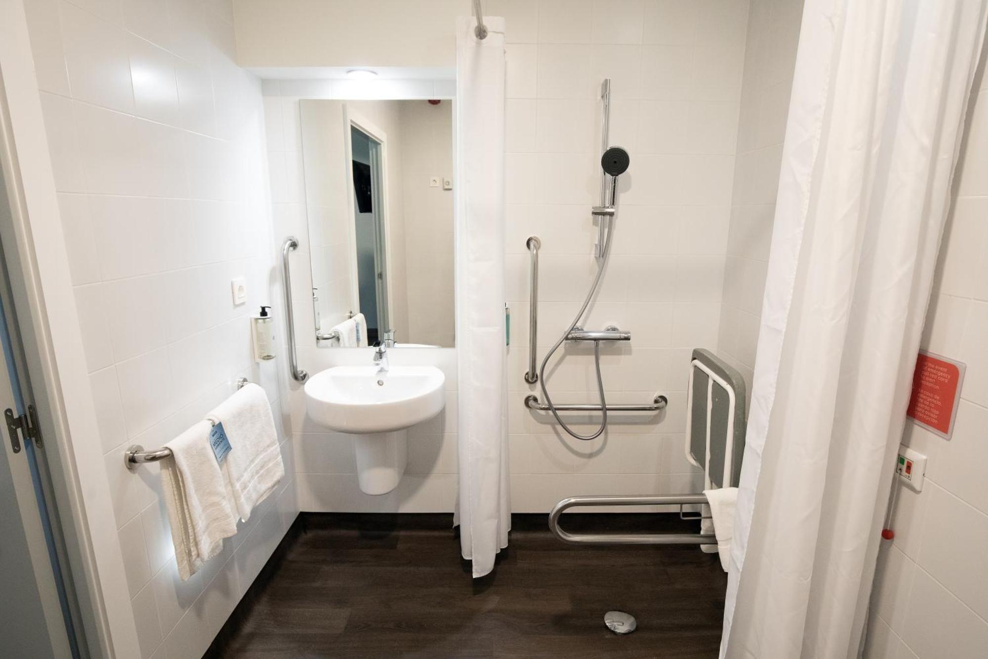 Travelodge Metropolitano Hotel