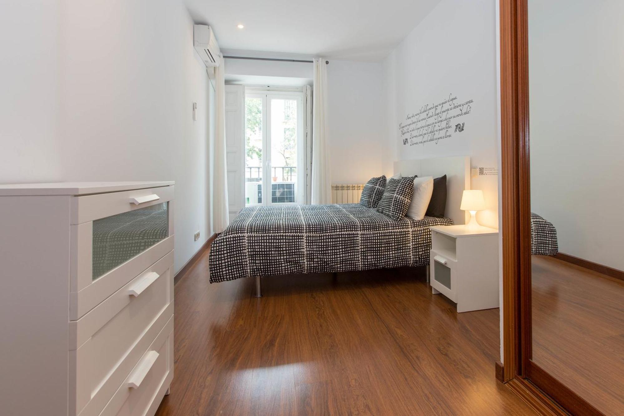 Apartamento Bookinmadrid Com - Puerta Del Sol *