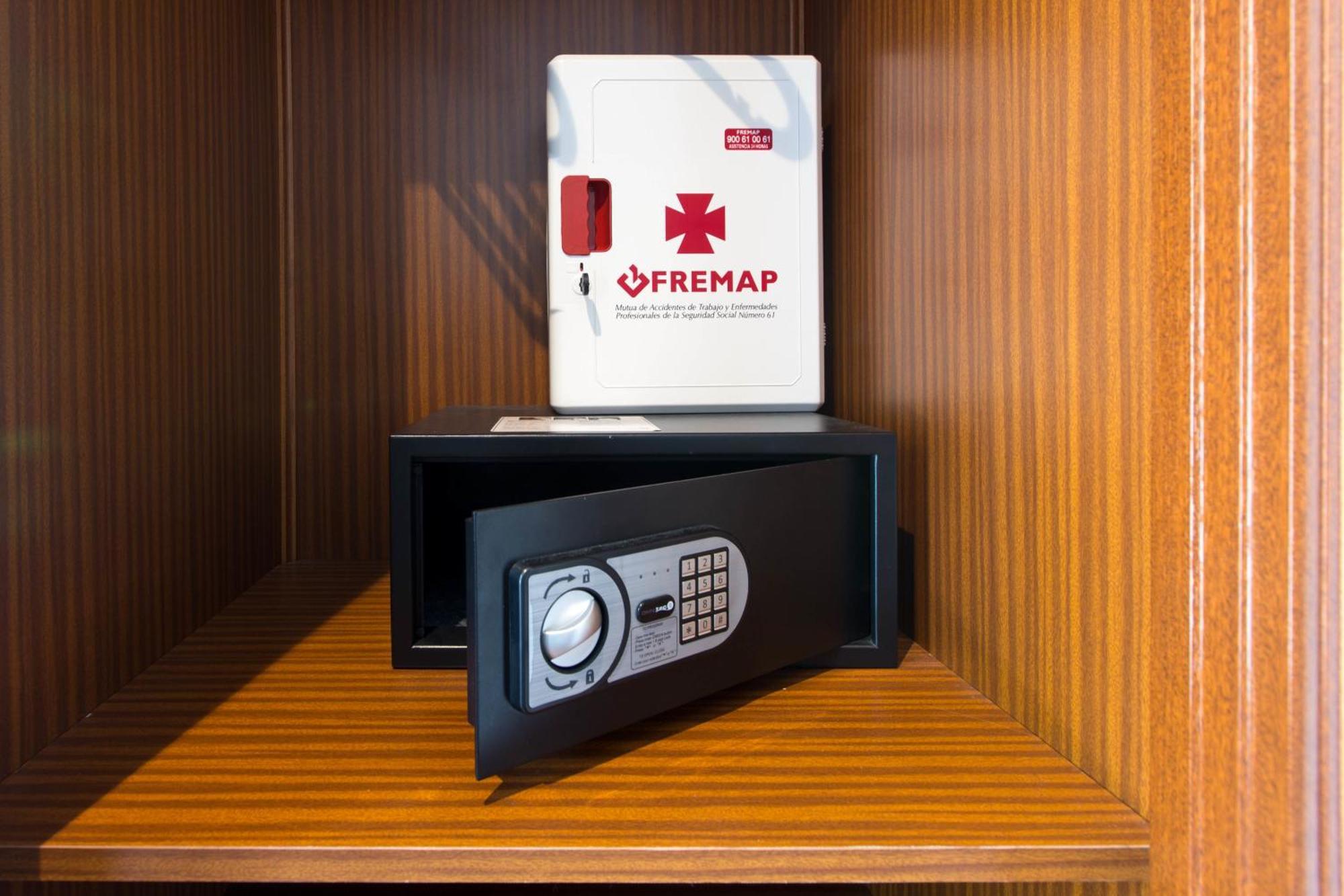 Apartamento Bookinmadrid Com - Puerta Del Sol