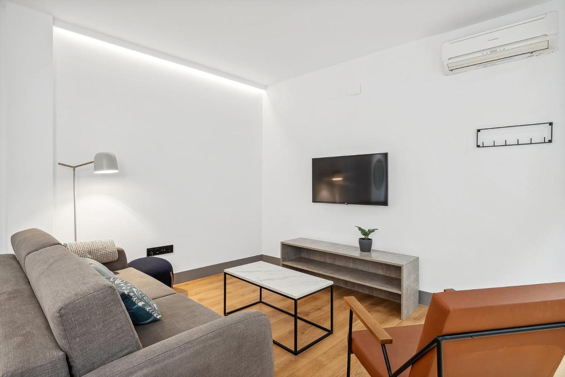Limehome Calle De Santa Ana - Temporal Apartment *