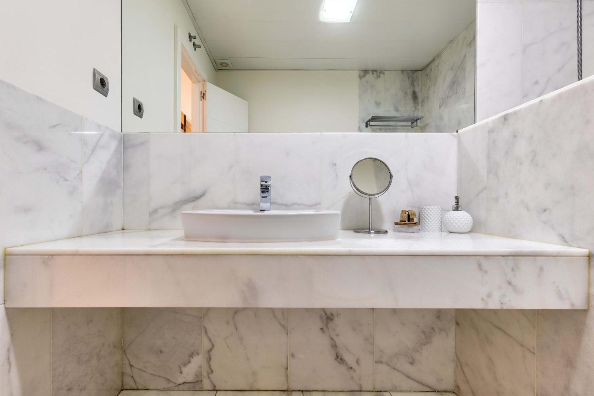Apartamento Echegaray En *