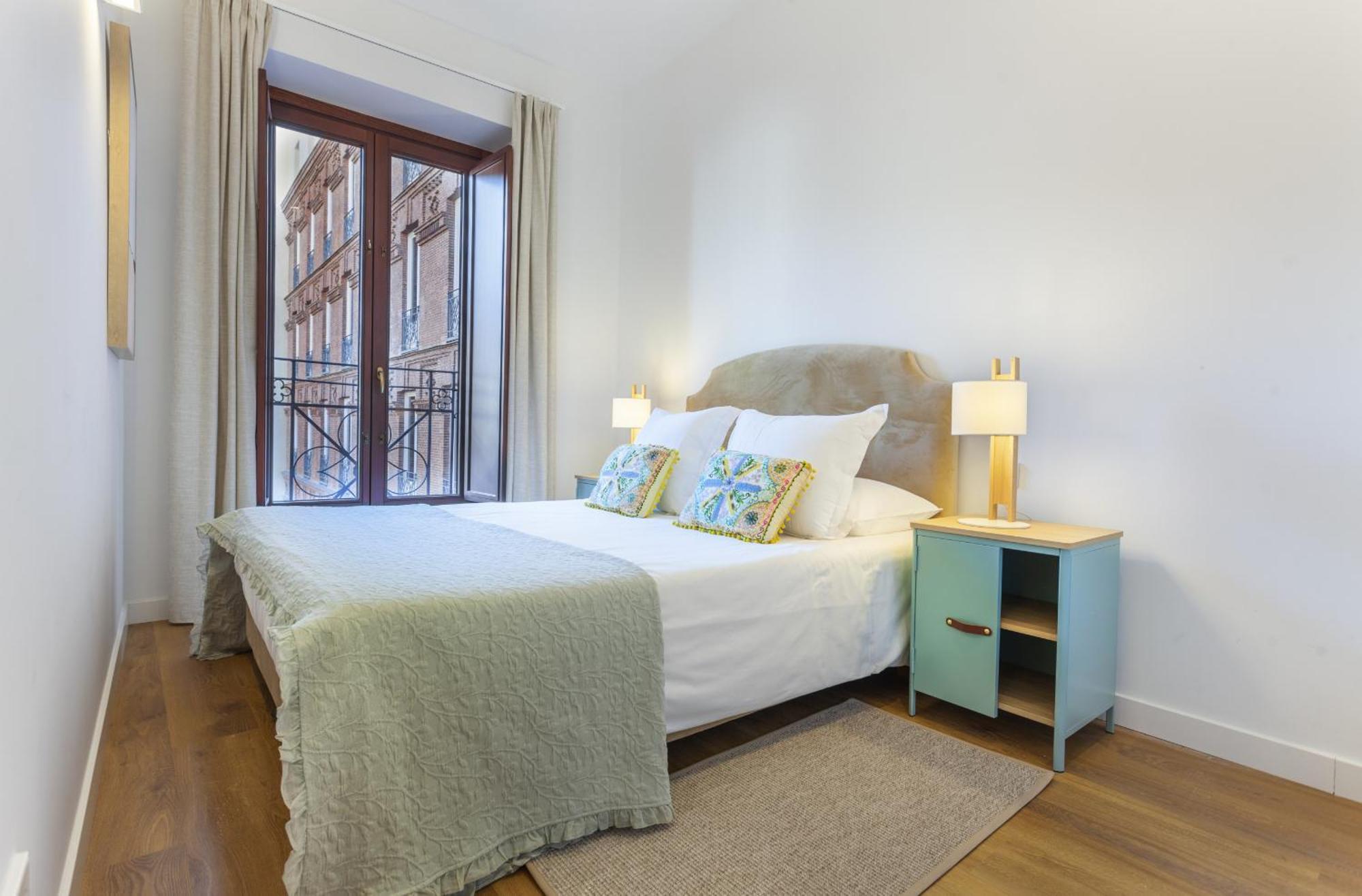 Cibeles Luxe In Apartment Madrid