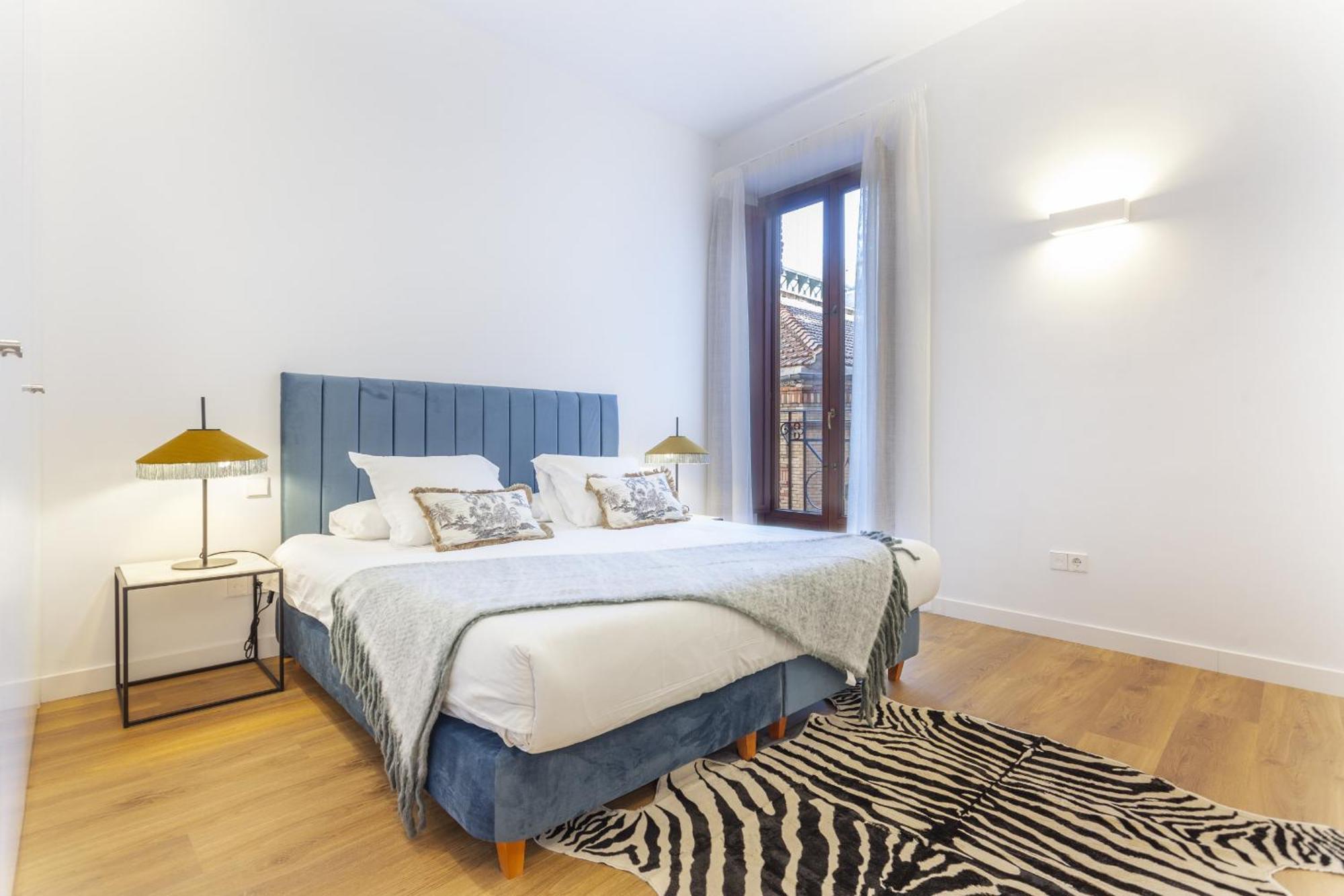 Apartment Cibeles Luxe In Madrid