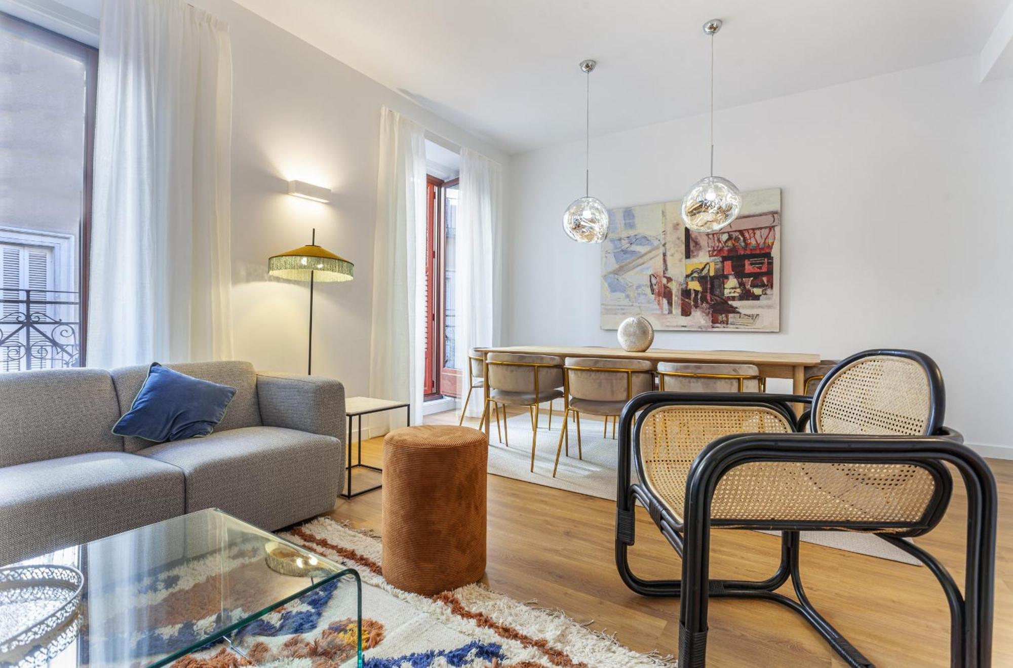 Cibeles Luxe In * Madri