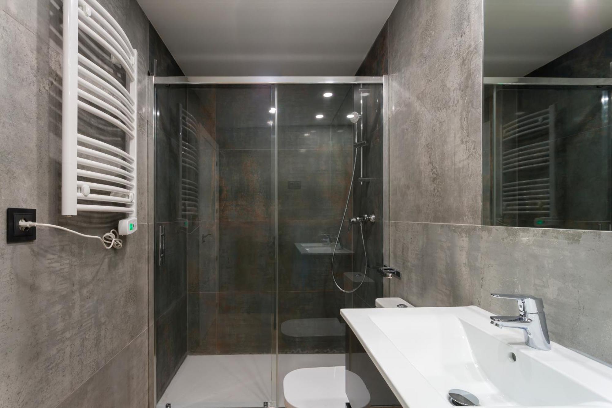 Dobohomes - Relatores Madri