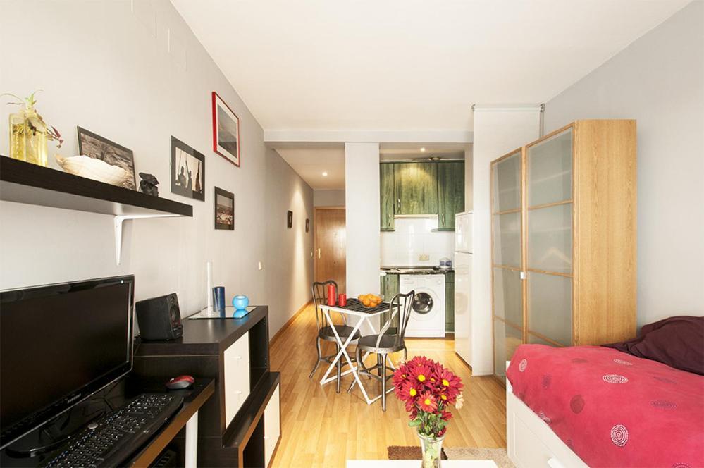 Eloisa Apartment *
