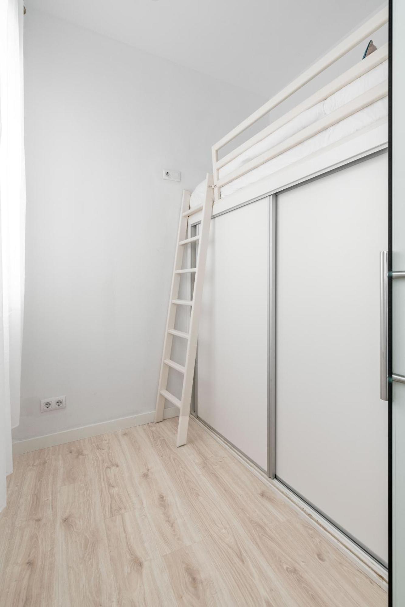 Charming Circo Price Ii Apartment *