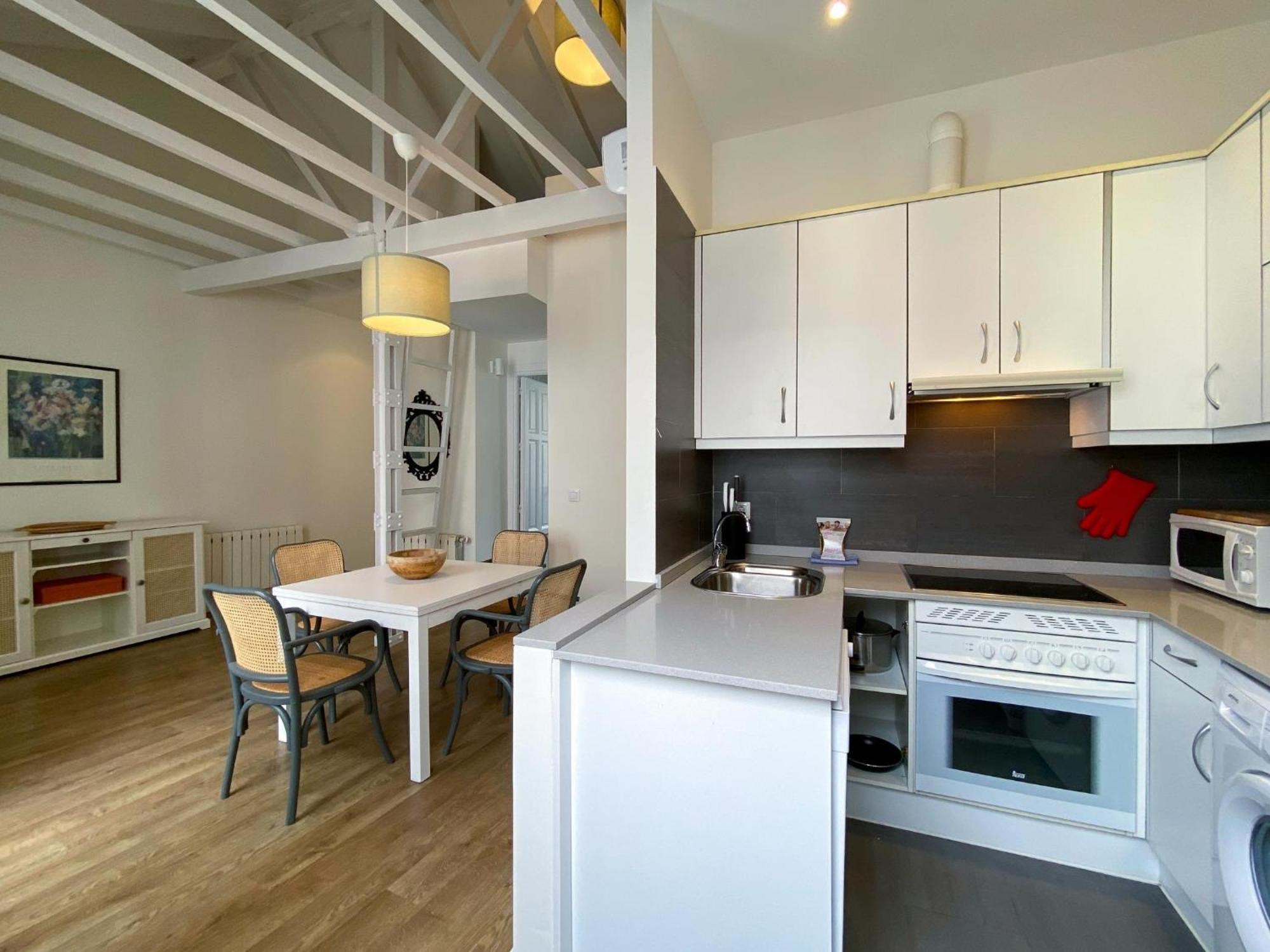 Montaber - La Paz Market Apartment