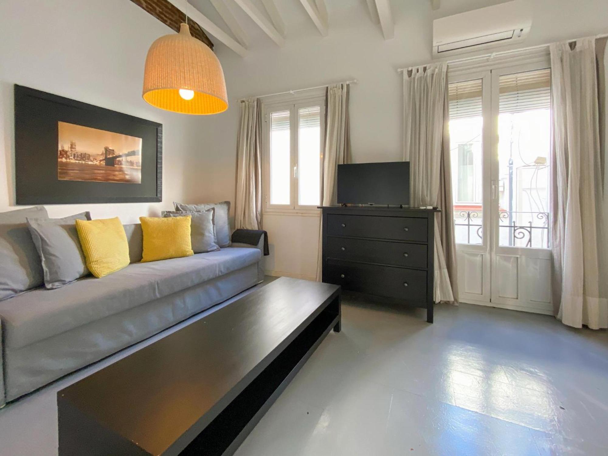 Apartamento Montaber - La Paz Market Madri