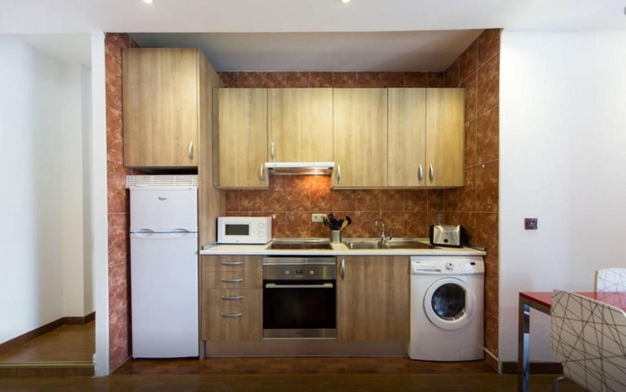 Bookinmadrid Com - Puerta Del Sol Apartamento *