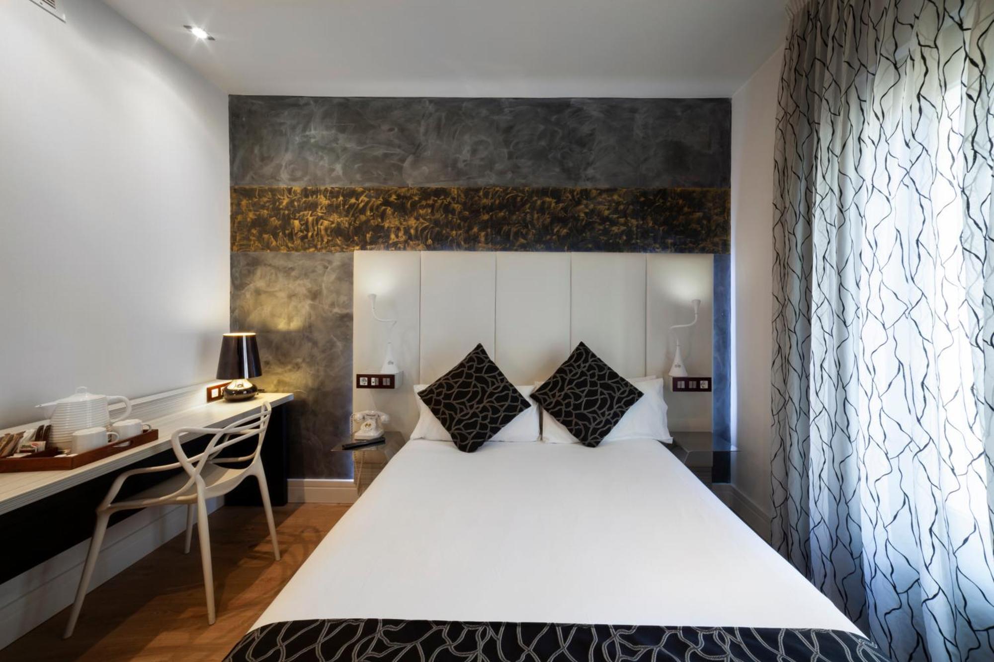 Petit Palace Savoy Alfonso Xii Hotel 4*