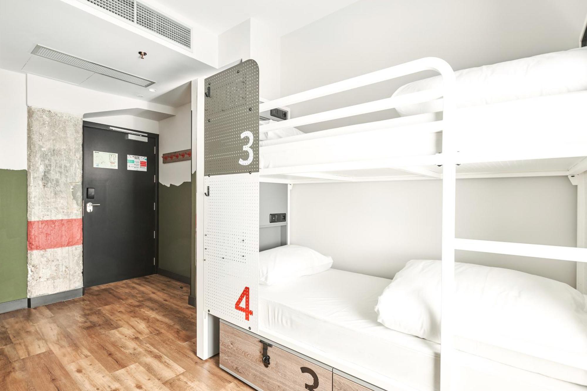 Hostel Generator *