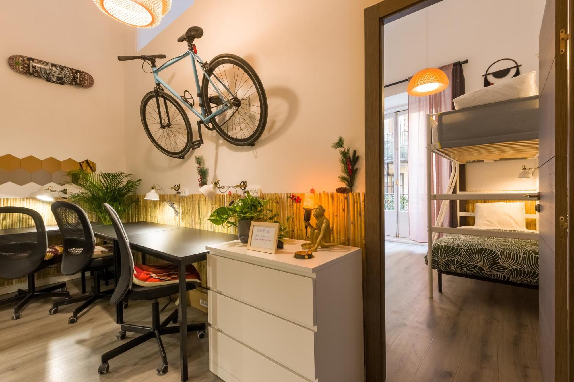 Social - Coliving & Coworking -