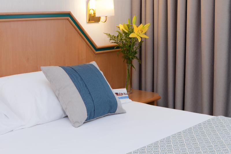 Hotel Praga 4*